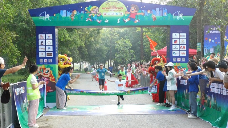 "Giải chạy Family Running Together 2025- Trung thu cho bé"- Ảnh 6.