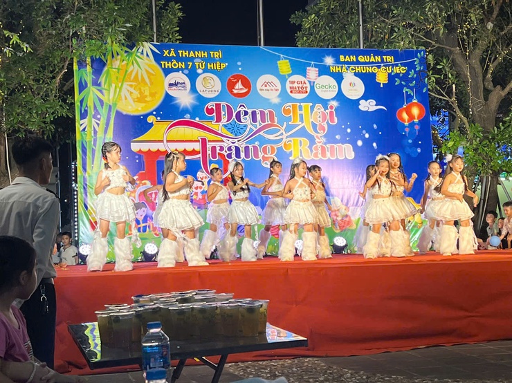 Xã Thanh Trì: 25/25 thôn tưng bừng tổ chức Tết Trung thu cho thiếu nhi- Ảnh 3.