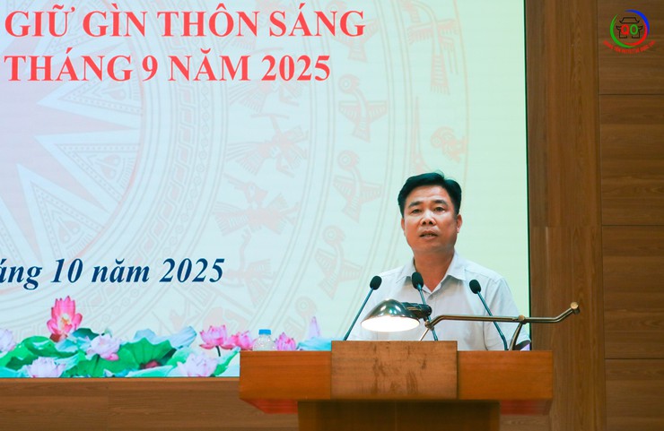 Quốc Oai: Trao giải cuộc thi "Giữ gìn thôn sáng, xanh, sạch, đẹp, an toàn" tháng 9 năm 2025- Ảnh 2.