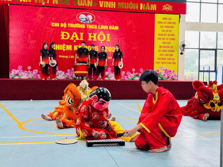 Học sinh trường THCS Linh Đàm với tiết học hoạt động trải nghiệm ý nghĩa- Ảnh 5.