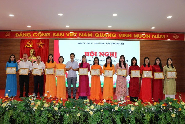 Biểu dương, khen thưởng 89 tập thể, cá nhân có thành tích xuất sắc trong công tác khuyến học, khuyến tài năm 2025- Ảnh 5.
