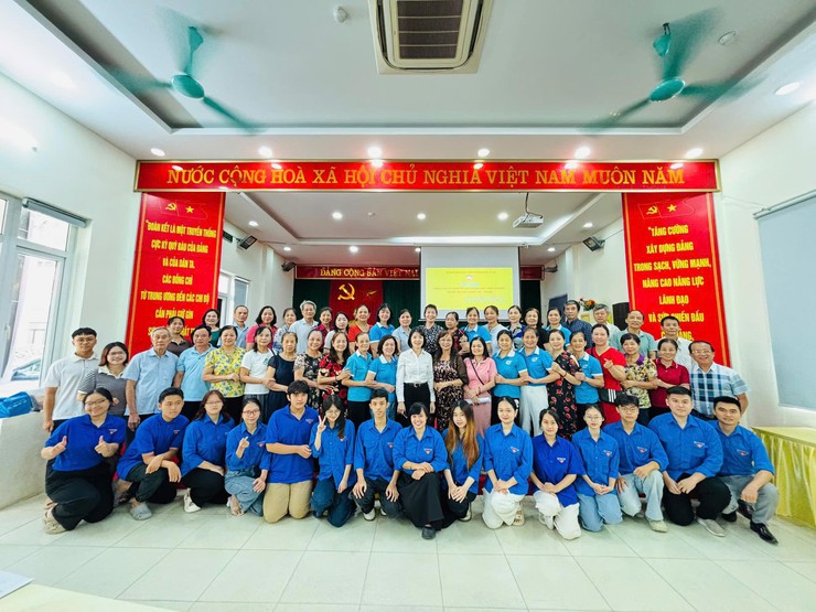 UB.MTTQ Việt Nam phường Kiến Hưng triển khai "Bình dân học vụ số" - Tập huấn kỹ năng số cho cán bộ Mặt trận và các đoàn thể- Ảnh 4.