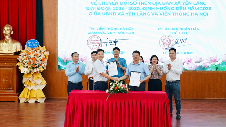 XÃ YÊN LÃNG KHAI MẠC VÀ PHÁT ĐỘNG TUẦN LỄ HƯỞNG ỨNG HỌC TẬP SUỐT ĐỜI VÀ HƯỞNG ỨNG NGÀY CHUYỂN ĐỔI SỐ QUỐC GIA 2025; KHEN THƯỞNG CÁC TẬP THỂ, CÁ NHÂN CÓ THÀNH TÍCH XUẤT SẮC- Ảnh 6.