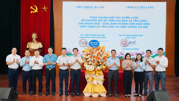 XÃ YÊN LÃNG KHAI MẠC VÀ PHÁT ĐỘNG TUẦN LỄ HƯỞNG ỨNG HỌC TẬP SUỐT ĐỜI VÀ HƯỞNG ỨNG NGÀY CHUYỂN ĐỔI SỐ QUỐC GIA 2025; KHEN THƯỞNG CÁC TẬP THỂ, CÁ NHÂN CÓ THÀNH TÍCH XUẤT SẮC- Ảnh 8.