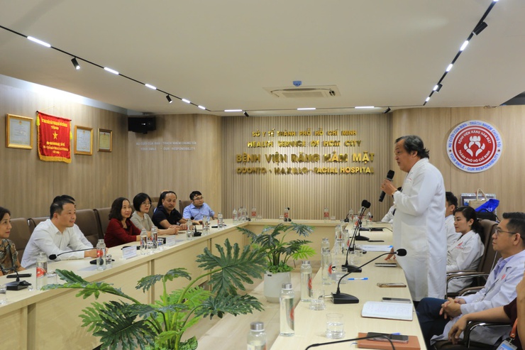 Tăng cường trao đổi kinh nghiệm, hợp tác trong lĩnh vực Răng Hàm Mặt và Tai Mũi Họng- Ảnh 1.