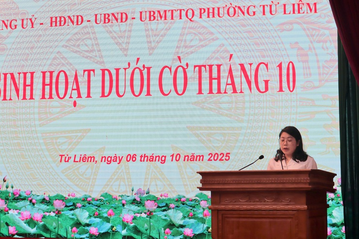 Phường Từ Liêm tổ chức lễ chào cờ tháng 10 năm 2025 và phát động ủng hộ đồng bào bị ảnh hưởng do bão số 10

- Ảnh 3.