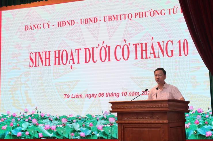 Phường Từ Liêm tổ chức lễ chào cờ tháng 10 năm 2025 và phát động ủng hộ đồng bào bị ảnh hưởng do bão số 10

- Ảnh 8.