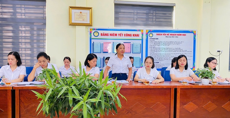 Ban Thường vụ Đảng ủy xã Phúc Thọ thành lập các Đoàn công tác dự sinh hoạt chi bộ tháng 10/2025 đối với chi bộ trực thuộc- Ảnh 5.