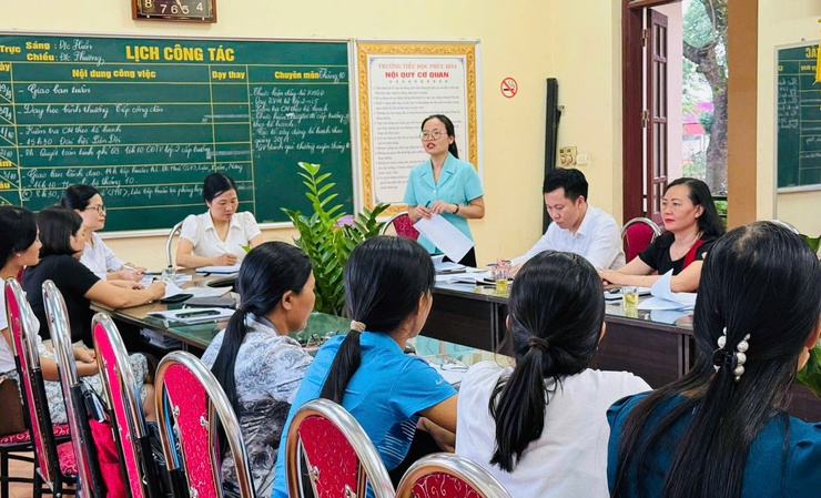 Ban Thường vụ Đảng ủy xã Phúc Thọ thành lập các Đoàn công tác dự sinh hoạt chi bộ tháng 10/2025 đối với chi bộ trực thuộc- Ảnh 4.