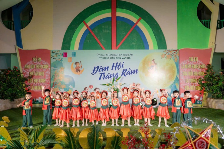TRƯỜNG MẦM NON VÂN HÀ TỔ CHỨC “VUI HỘI TRĂNG RẰM” CHO CÁC BÉ THÂN YÊU- Ảnh 7.