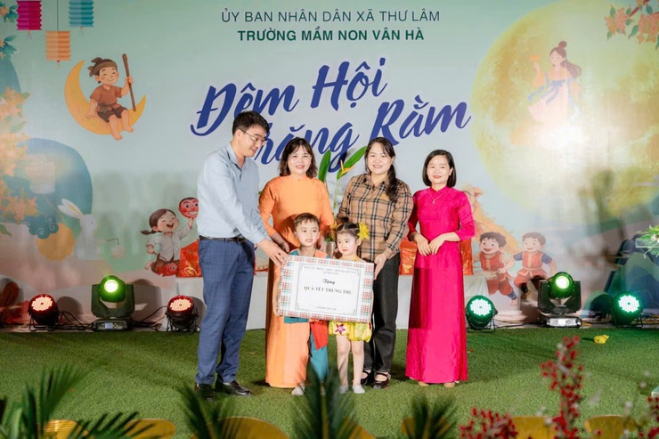 TRƯỜNG MẦM NON VÂN HÀ TỔ CHỨC “VUI HỘI TRĂNG RẰM” CHO CÁC BÉ THÂN YÊU- Ảnh 11.