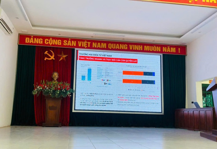 HỘI NÔNG DÂN XÃ THƯ LÂM TRIỂN KHAI CHƯƠNG TRÌNH “NÔNG DÂN SỐ”- Ảnh 3.