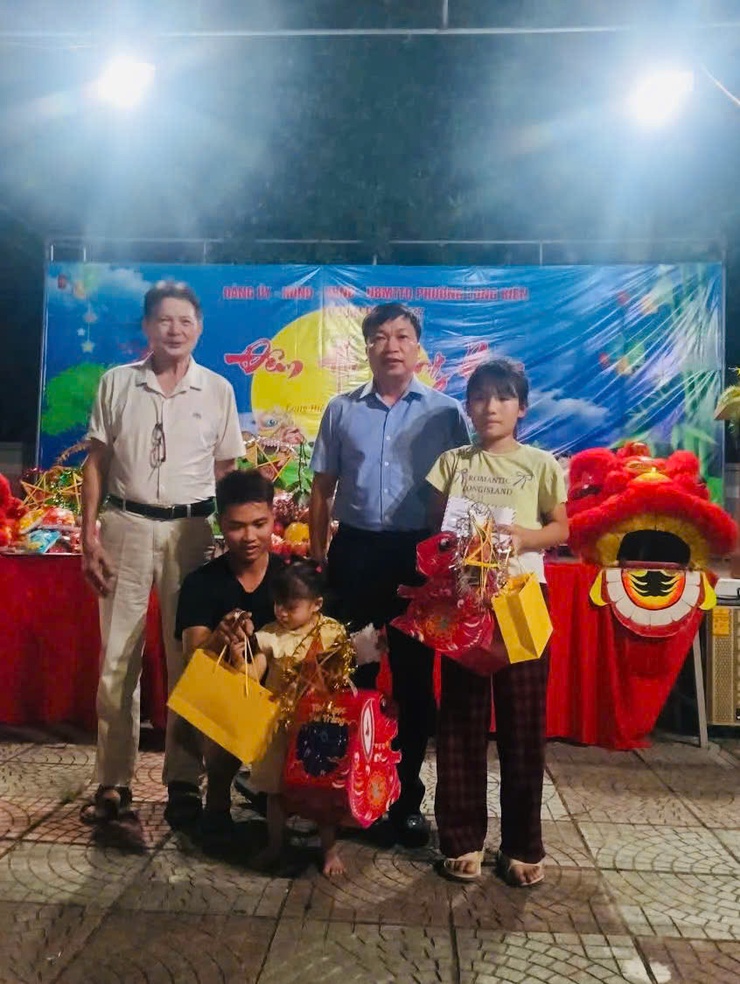 Đêm hội trăng rằm năm 2025 tại các tổ dân phố- Ảnh 5.
