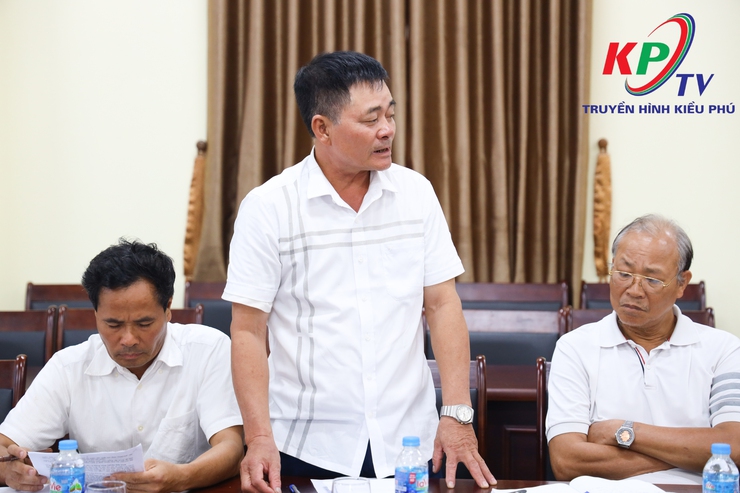UBND xã Kiều Phú tổ chức hội nghị giao ban đánh giá tiến độ thu hoạch lúa mùa, triển khai sản xuất cây trồng vụ Đông năm 2025- Ảnh 4.