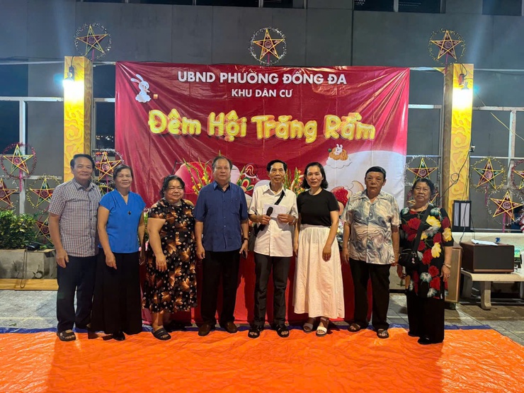 Thiếu nhi phường Đống Đa vui Hội Trăng rằm tại các khu dân cư- Ảnh 15.