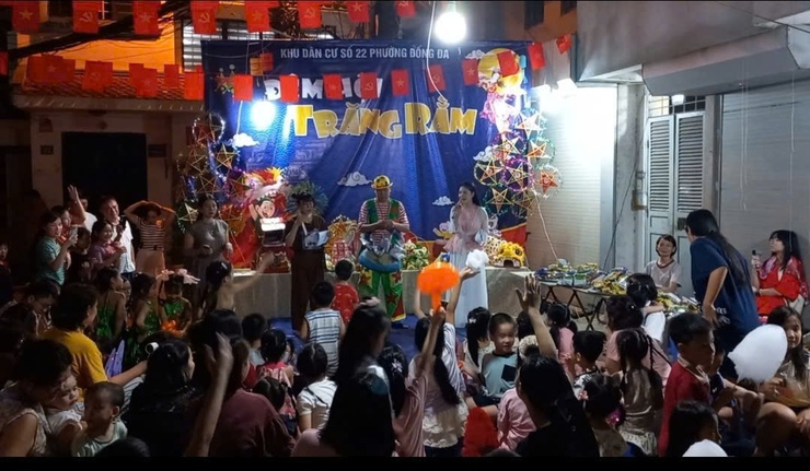 Thiếu nhi phường Đống Đa vui Hội Trăng rằm tại các khu dân cư- Ảnh 3.
