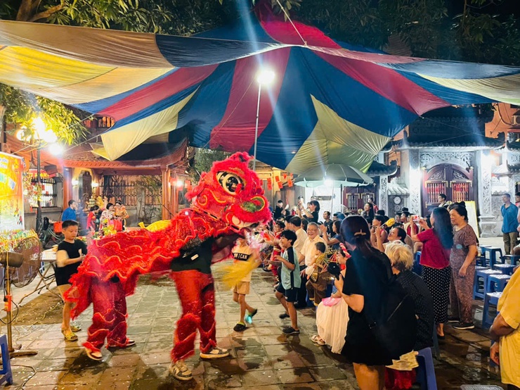 Thiếu nhi phường Đống Đa vui Hội Trăng rằm tại các khu dân cư- Ảnh 14.