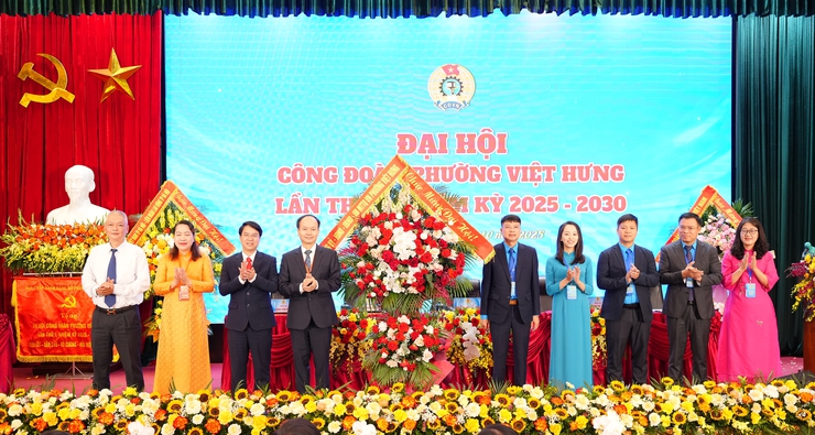Phường Việt Hưng tổ chức thành công Đại hội Công đoàn lần thứ I, nhiệm kỳ 2025-2030- Ảnh 3.