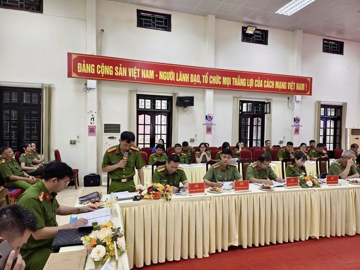 Công an phường Phú Lương: Giữ vững an ninh, trật tự trong mô hình chính quyền hai cấp- Ảnh 2.