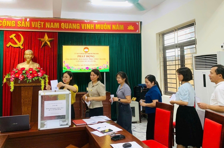 ỦY BAN MTTQ VIỆT NAM XÃ ỨNG HÒA PHÁT ĐỘNG ỦNG HỘ ĐỒNG BÀO KHẮC PHỤC THIỆT HẠI DO CƠN BÃO SỐ 10- Ảnh 2.