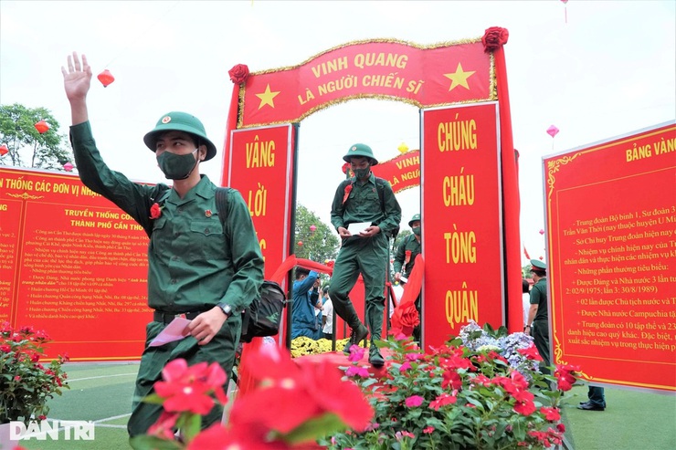 Ý nghĩa và tầm quan trọng của công tác tuyển chọn, gọi công dân nhập ngũ và thực hiện nghĩa vụ tham gia nghĩa vụ tham gia công an Nhân dân năm 2026- Ảnh 1.