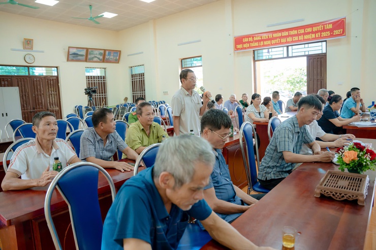UBND xã Suối Hai làm việc với lãnh đạo và nhân dân thôn Cua Chu- Ảnh 4.