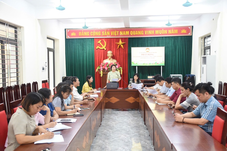ỦY BAN MTTQ VIỆT NAM XÃ ỨNG HÒA PHÁT ĐỘNG ỦNG HỘ ĐỒNG BÀO KHẮC PHỤC THIỆT HẠI DO CƠN BÃO SỐ 10- Ảnh 1.
