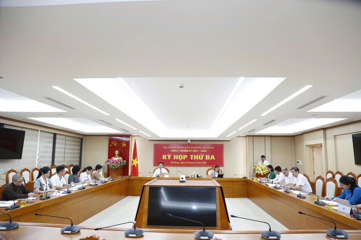 Kỳ họp thứ Ba HĐND phường Hà Đông khóa I, nhiệm kỳ 2021- 2026- Ảnh 1.