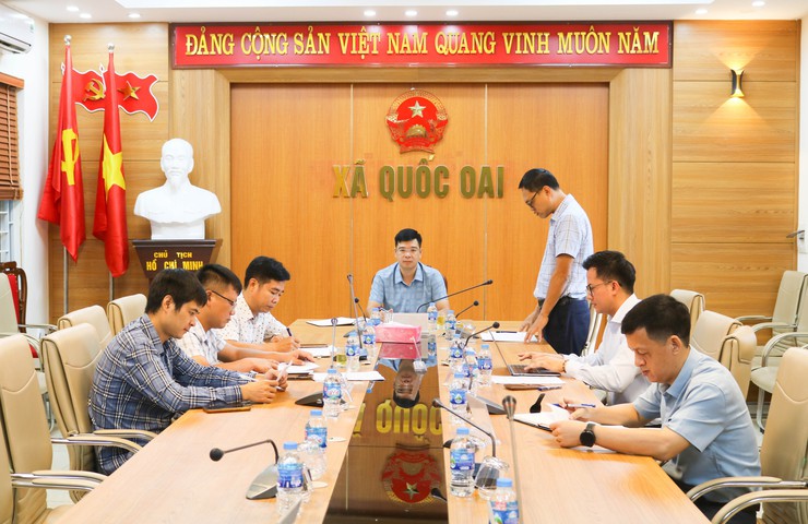 UBND xã Quốc Oai tổ chức Hội nghị đánh giá tiến độ thực hiện các dự án thuộc lĩnh vực Văn hóa - Xã hội trên địa bàn- Ảnh 1.