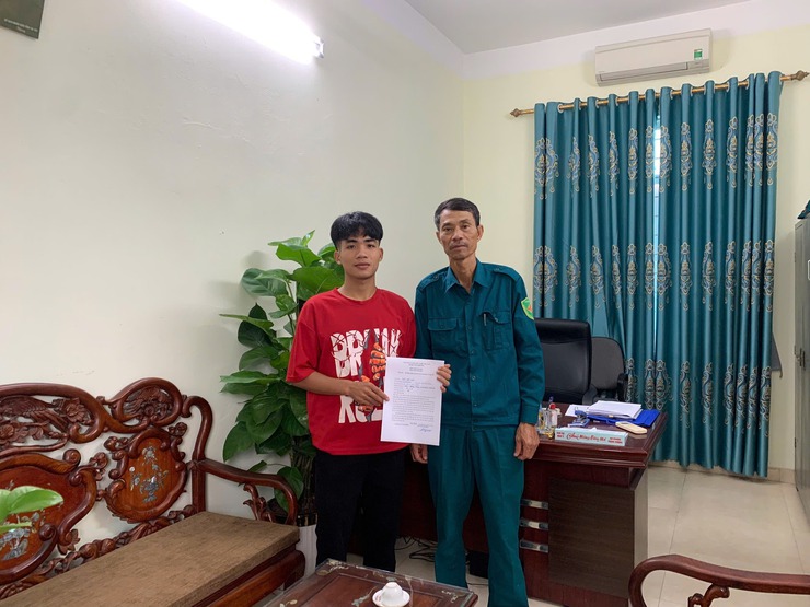 Ngô Viết Đức - Bí thư chi đoàn thôn Hoàng Dương, thanh niên tiêu biểu tình nguyện nhập ngũ năm 2026- Ảnh 1.