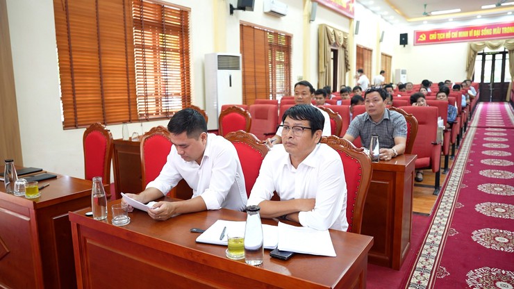 Hội nghị triển khai Chiến dịch làm giàu, làm sạch cơ sở dữ liệu quốc gia về đất đai trên địa bàn xã Dương Hoà- Ảnh 2.