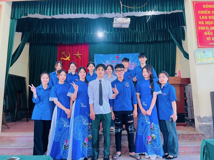Ngô Viết Đức - Bí thư chi đoàn thôn Hoàng Dương, thanh niên tiêu biểu tình nguyện nhập ngũ năm 2026- Ảnh 3.