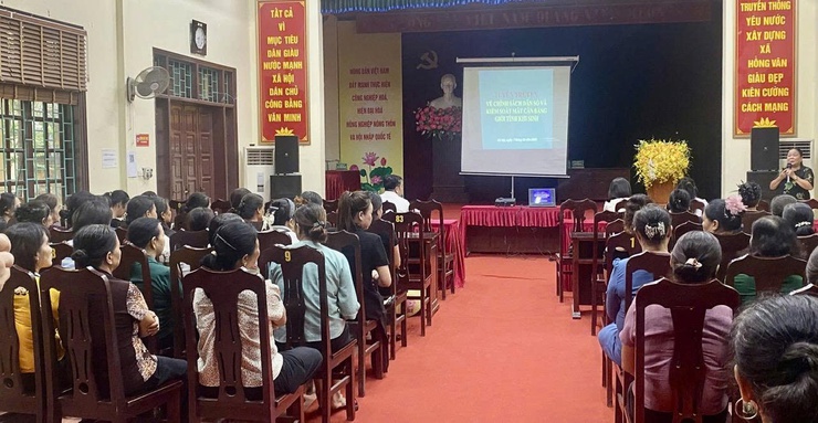 HỘI NGHỊ TRUYỀN THÔNG VỀ GIỚI, BÌNH ĐẲNG GIỚI VÀ MẤT CÂN BẰNG GIỚI TÍNH KHI SINH TẠI XÃ HỒNG VÂN- Ảnh 1.