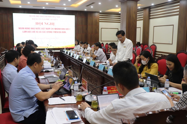 Ngân hàng nhà nước Việt Nam chi nhánh khu vực I làm việc với xã và các Quỹ tín dụng nhân dân trên địa bàn xã.- Ảnh 2.