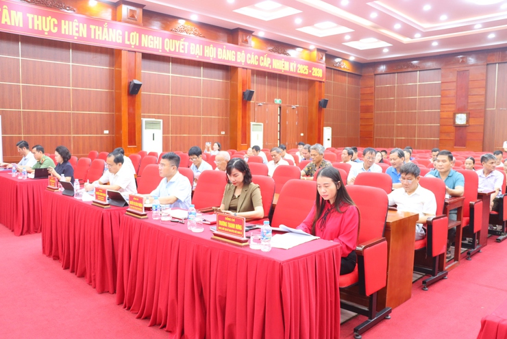 Hội nghị triển khai kế hoạch bầu cử Trưởng thôn, Trưởng Tiểu khu trên địa bàn xã Phú Xuyên nhiệm kỳ 2025-2028- Ảnh 2.