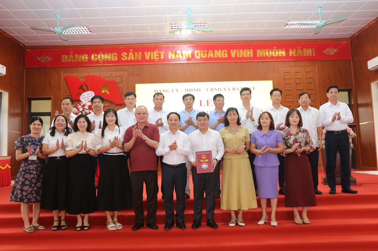 UBND xã Bất Bạt – Tp Hà Nôi tổ chức công bố Quyết định thành lập Hội Khuyến học xã.- Ảnh 3.