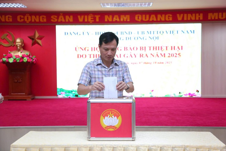 Phường Dương Nội phát động ủng hộ đồng bào bị thiệt hại do thiên tai gây ra năm 2025- Ảnh 4.