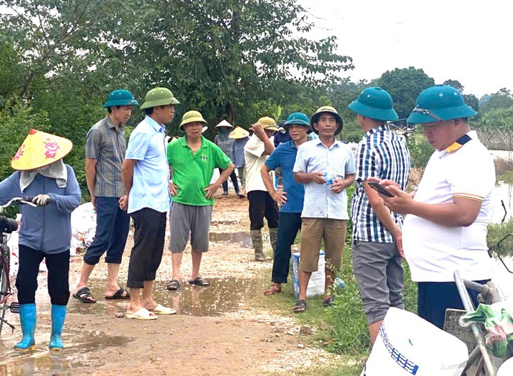 NƯỚC SÔNG CÀ LỒ TIẾP TỤC DÂNG CAO, MỘT SỐ CẢNH BÁO CHO NHÂN DÂN TRONG VÙNG NGẬP LỤT- Ảnh 1.