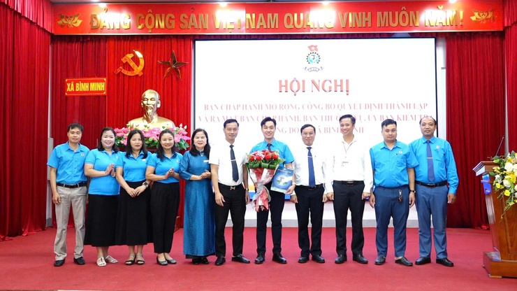 Ra mắt Công đoàn xã Bình Minh: Hoàn thiện bộ máy chính trị cơ sở, hướng tới Đại hội Công đoàn nhiệm kỳ 2025- 2030- Ảnh 2.