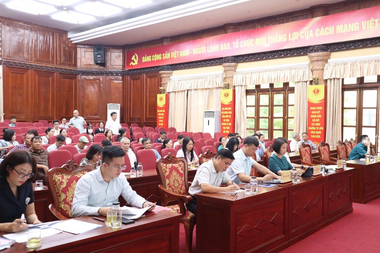 Phường Từ Liêm tiếp xúc cử tri chuyên đề về công tác cấp giấy chứng nhận quyền sử dụng đất- Ảnh 1.