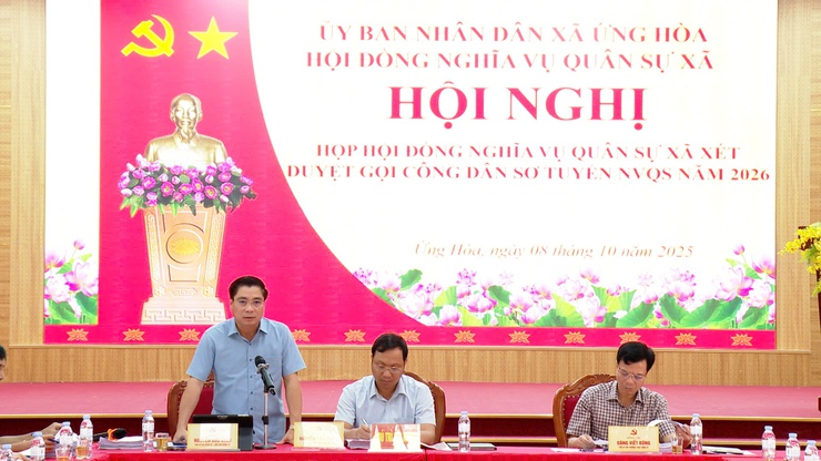 HỘI ĐỒNG NGHĨA VỤ QUÂN SỰ XÃ ỨNG HÒA XÉT DUYỆT GỌI CÔNG DÂN SƠ TUYỂN SỨC KHỎE NGHĨA VỤ QUÂN SỰ NĂM 2026- Ảnh 1.