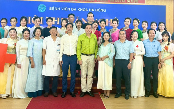 BVĐK Hà Đông tổ chức Hội thi Văn nghệ chào mừng kỷ niệm 115 năm thành lập bệnh viện và 95 năm ngày Phụ nữ Việt Nam- Ảnh 2.