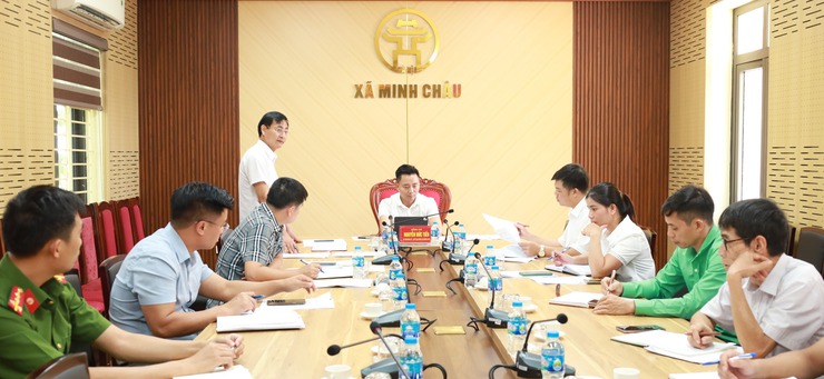 Đảng ủy xã Minh Châu làm việc với Ủy ban MTTQ và các đoàn thể: Triển khai thực hiện Nghị quyết Đại hội, hướng tới mục tiêu xây dựng xã xanh – văn minh – hạnh phúc- Ảnh 2.