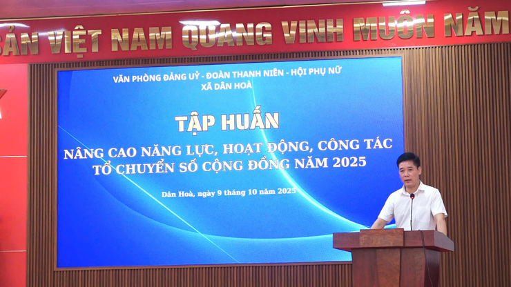 DÂN HÒA TỔ CHỨC TẬP HUẤN NÂNG CAO NĂNG LỰC CHUYỂN ĐỔI SỐ CỘNG ĐỒNG NĂM 2025- Ảnh 3.