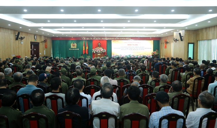 Đối thoại, tháo gỡ vướng mắc cho lực lượng ANTT ở cơ sở- Ảnh 1.