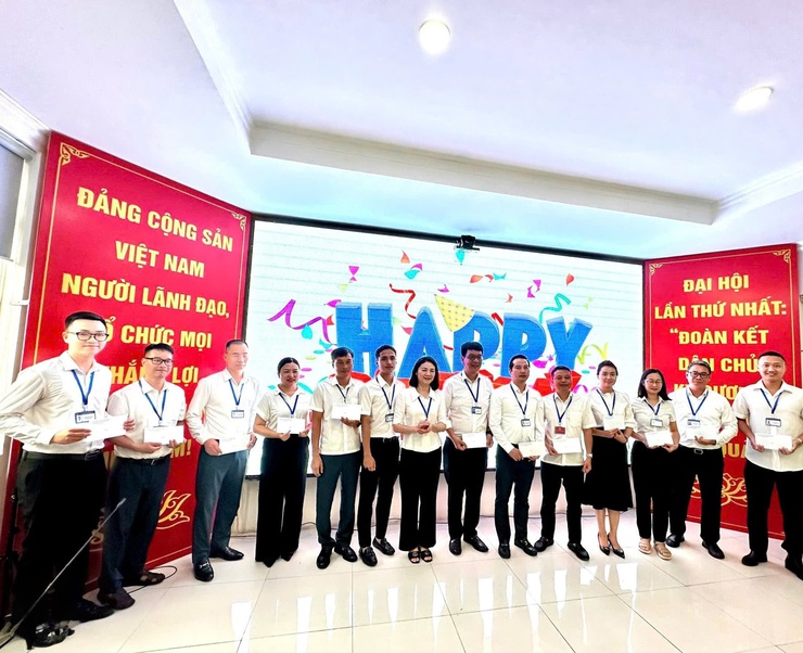Lễ sinh hoạt dưới cờ tháng 11 cơ quan UBND phường Bồ Đề- Ảnh 4.