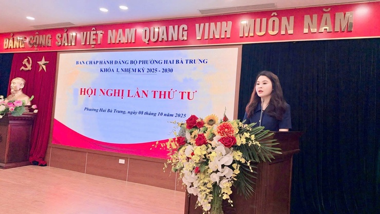 Phường Hai Bà Trưng: Tổ chức Hội nghị lần thứ tư Ban chấp hành Đảng bộ phường khóa I.- Ảnh 2.
