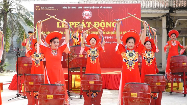Lễ phát động ngày hội toàn dân học tập số và ngày chuyển đổi số quốc gia năm 2025; kỷ niệm 71 năm ngày giải phóng thủ đô( 10/10/1954-10/10/2025)- Ảnh 1.