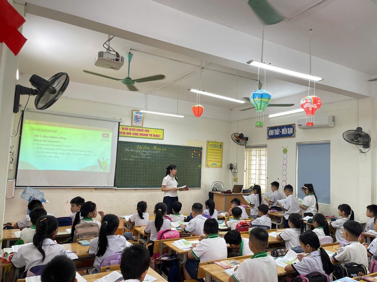 Chuyển đổi số trong toàn ngành giáo dục xã Tam Hưng – Từ khẩu hiệu đến hành động thiết thực mỗi ngày- Ảnh 1.