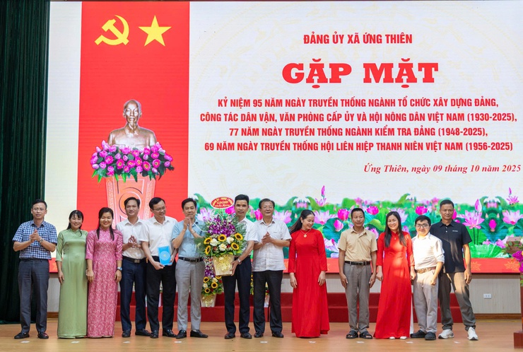 Kỷ niệm 95 năm ngày truyền thống ngành tổ chức xây dựng Đảng, công tác dân vận, Văn phòng cấp ủy và Hội nông dân Việt Nam, 77 năm ngày truyền thống ngành kiểm tra Đảng, 69 năm ngày truyền thống Hội Liên hiệp thanh niên Việt Nam- Ảnh 12.